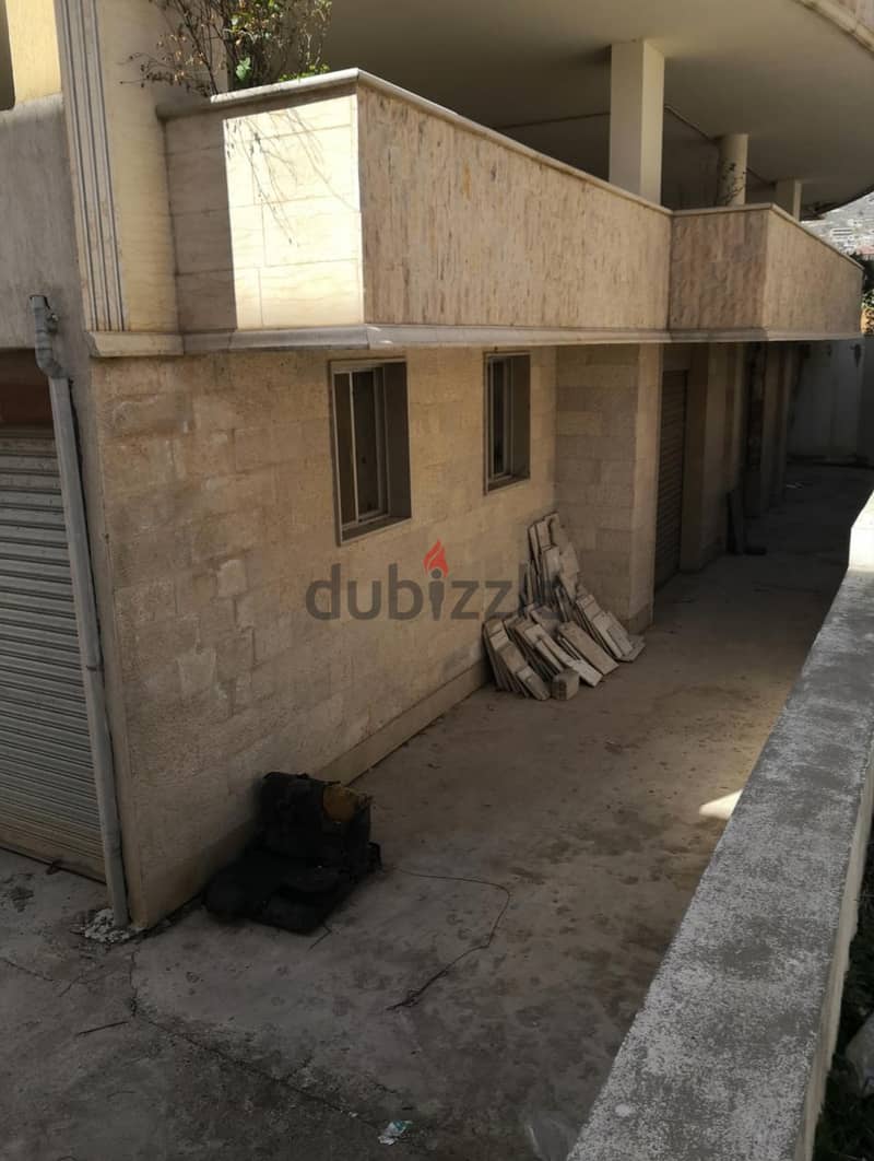 Warehouse for sale in Zahle-مستودع للبيع في زحلة 3