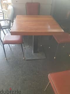 طاولة سفرة فينتدج١٩٥٠ مع ٤ كراسي  وطاولة متر مربع