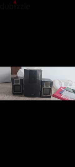 3 speakers for sale 2 sony 1 samsung keno rekbin 3al seyara