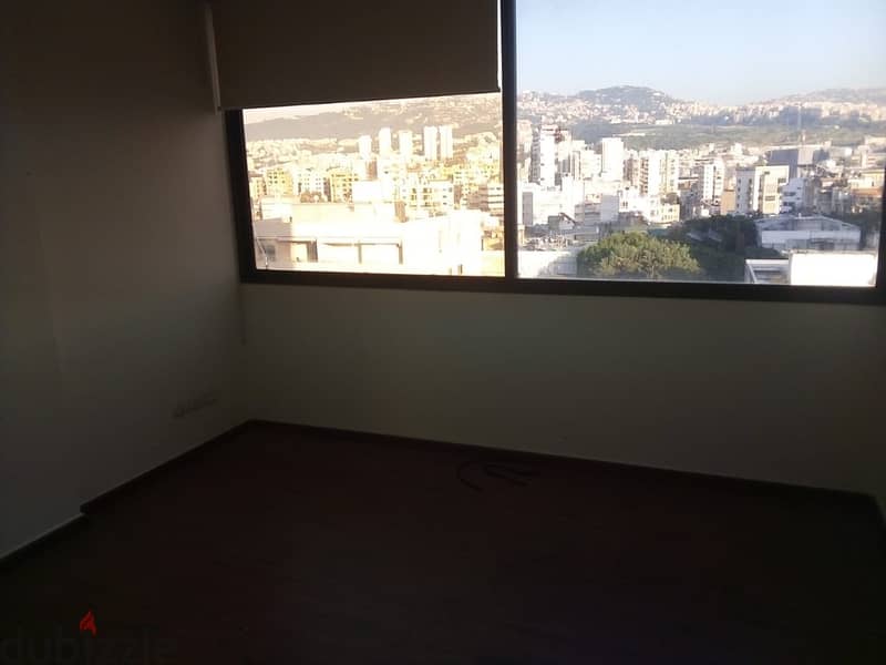 100 Sqm | Decorated office for rent in Horch Tabet 1