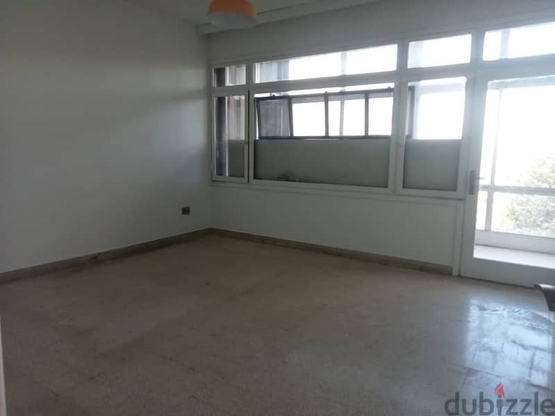 180 Sqm | Apartment For Sale in Hazmieh - Beirut View 4