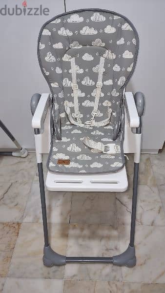 3 lorelli high chairs in very good and clean condition 3