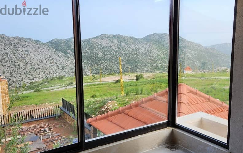 Charming Triplex Chalet in Laqlouq for Sale 10