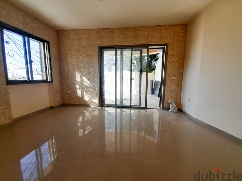 160 SQM Apartment in Chouaiyya with Mountain and Sea View + Terrace 8