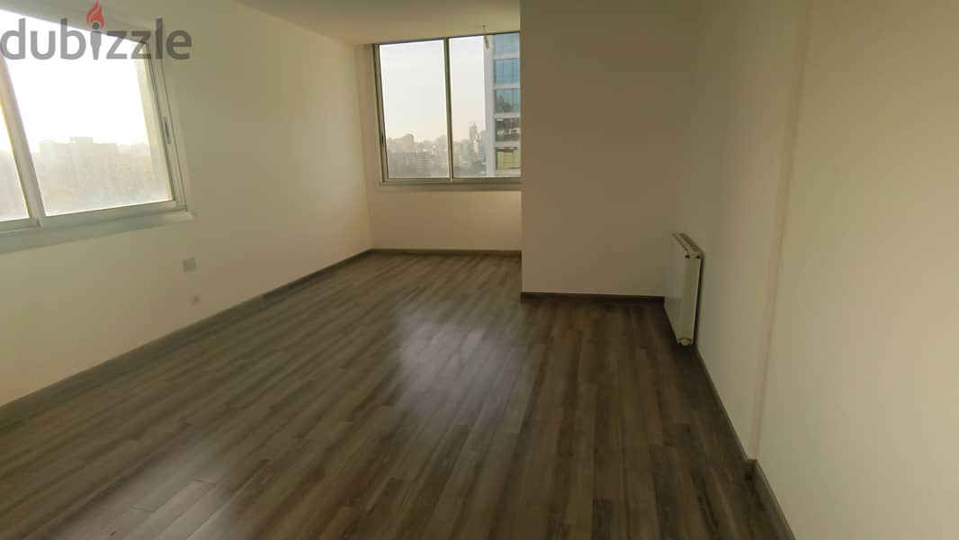 Apartment in Horch Tabet for Saleشقة للبيع في حرش تابت 2