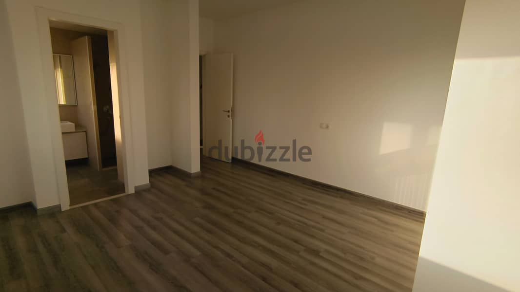 Apartment in Horch Tabet for Saleشقة للبيع في حرش تابت 7