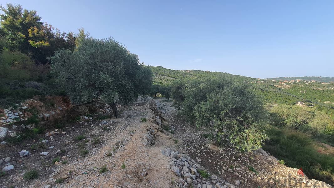 Land for sale in Kfarchlaiman ارض للبيع في كفرشليمان 3