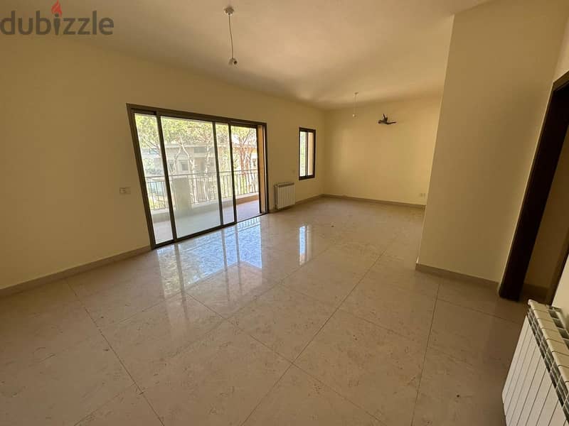 Mar Chaaya  170 m² + 110 m² Terrace New Apartment For Sale!! 3