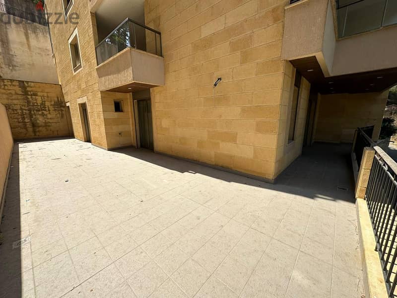 Mar Chaaya  170 m² + 110 m² Terrace New Apartment For Sale!! 4