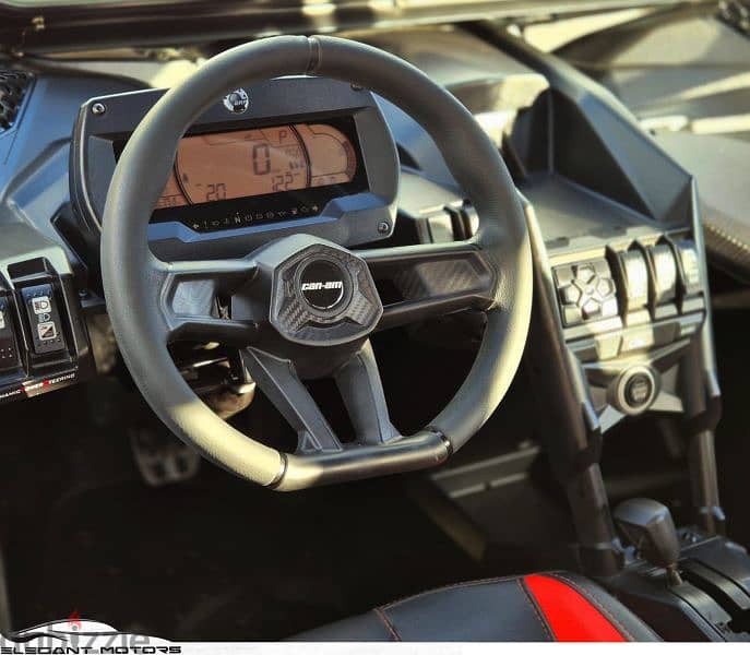 2021 Can-Am Maverick X RS Turbo RR 1