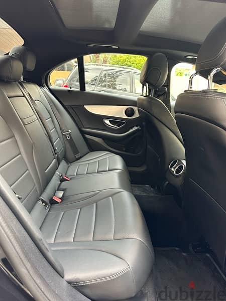 Mercedes C 300 AMG-line 2017 black on black (Low mileage-clean carfax) 11