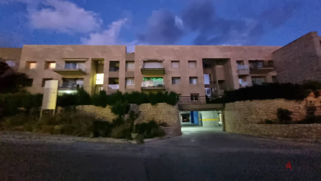 1 bedroom apartment in Fidar Byblos - direct access to the beach 13
