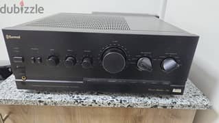 barely used amplifier with speakers
