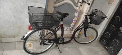 Bicycle (Adult) like new (بسكليت/دراجة/Bicyclette)