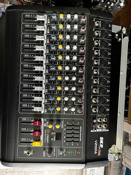 10 channel powered mixer 0