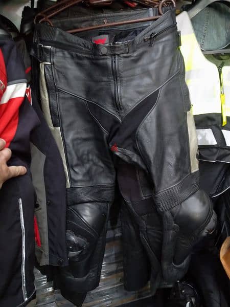 leather motorcycles pants , Alpinestars , Dainese , 3