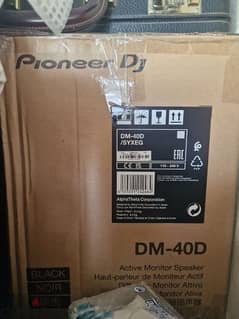 Pioneer speakers DM 40D