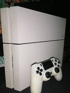 Ps4 White Edition With controller only
