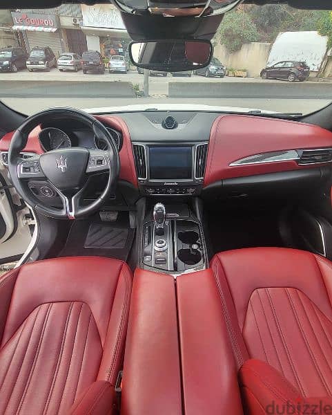 Maserati levante S 2017 SUV luxury clean carfax 13