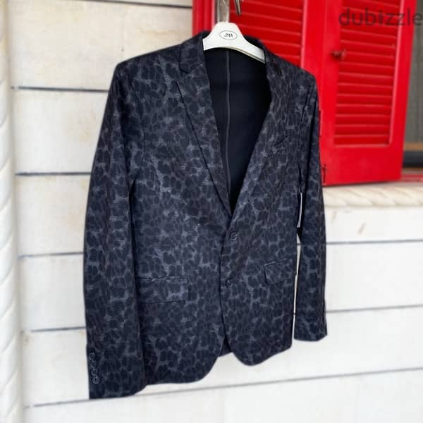 J. FERRAR Black & Grey Leopard Slim Fit Blazer Jacket. 3