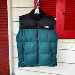 THE NORTH FACE Black & Green Puffy Vest. 0