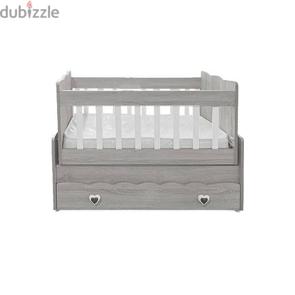 Wooden Baby Bed With Dresser 4