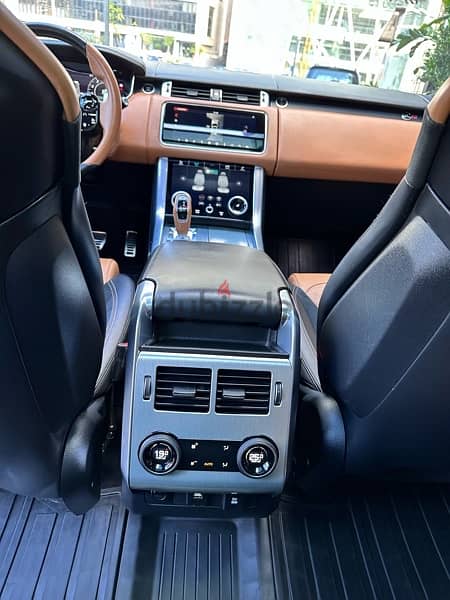 Range Rover SVR Model 2018 9