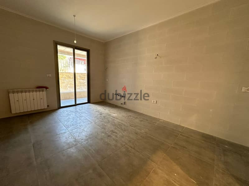 213  m² 64 m² Terrace Ain Aar, Close to IC, Apartment for Sale. 3
