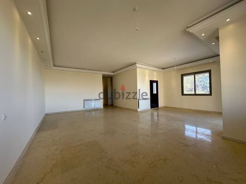 300 m² garden, Apartment For Sale in Rabwe! 11