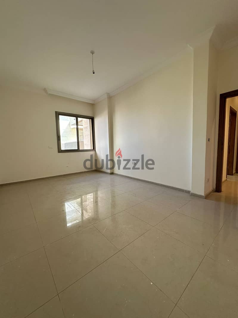 226 m² + 93 m² Garden  Apartment For Sale in Rabweh! 8