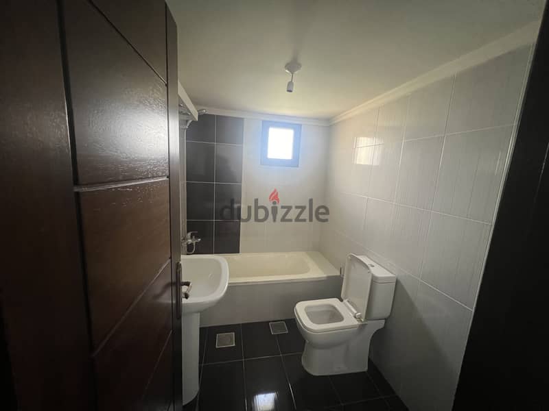RWB104SK - Well maintained apartment for sale in kfarhata, Zgharta. 7