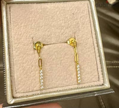 earings , high classy , gold color حلق لون ذهبي