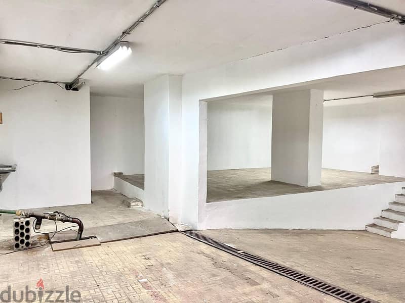 950 m² Warehouse/Depot For Sale in Zalka! 2