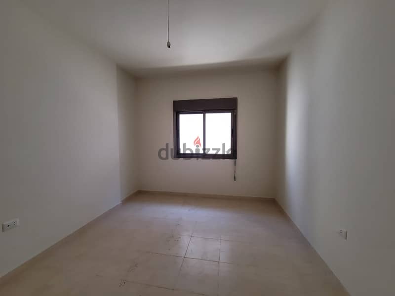 Apartment for sale in Mansourieh شقة للبيع في المنصورية 8