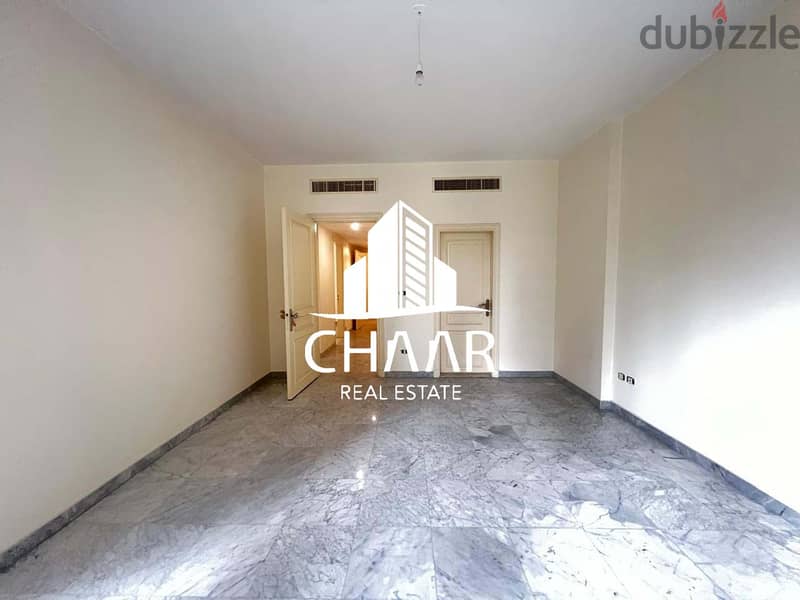 R1784 Immense Apartment for Sale in Tallet Khayyat 6