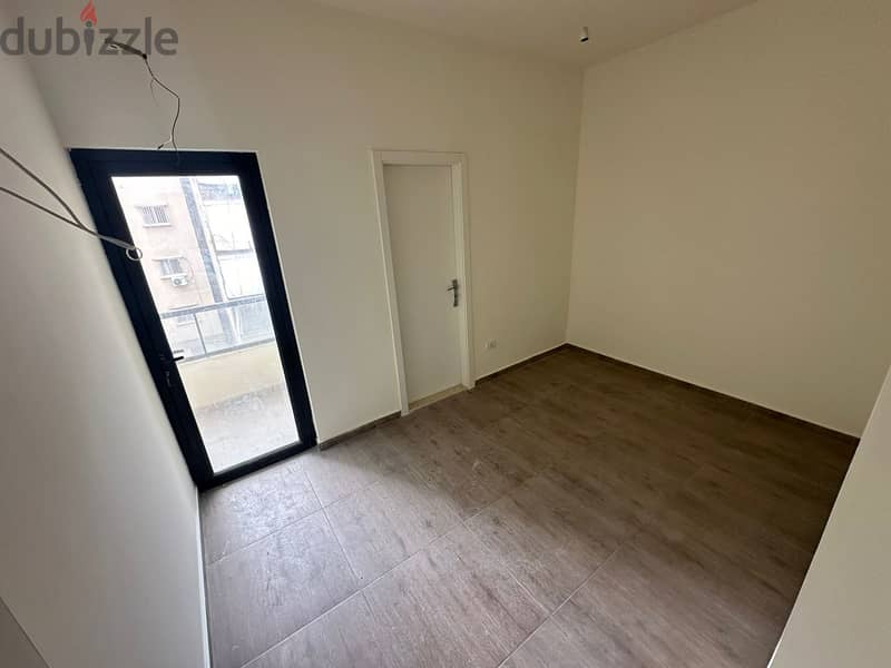 Apartment For Rent In Sin el Fil شقة للإيجار في سن الفيل 3