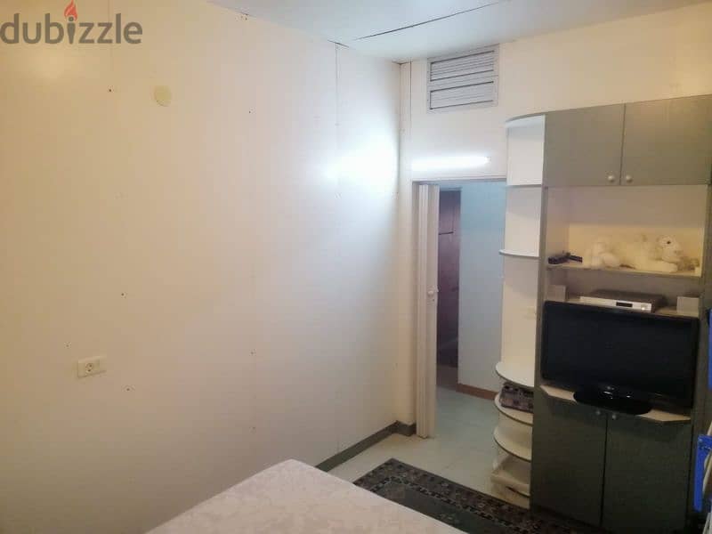 apartment For sale in ain remeneh 175. شقة للبيع في عين الرمانة ١٧٥٠٠٠ 8