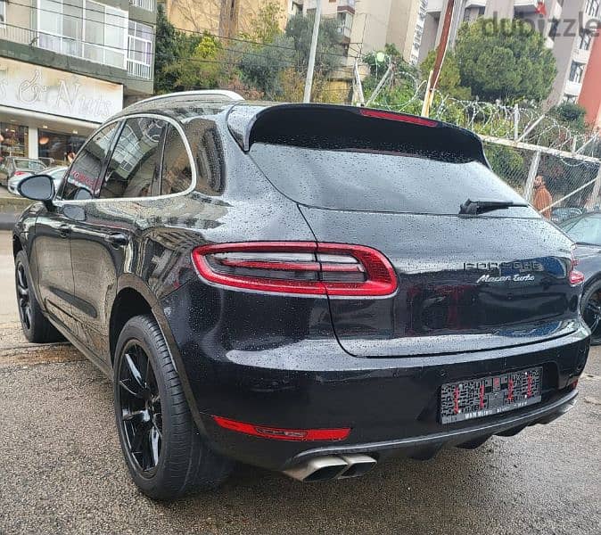 Porsche Macan Turbo 2015 powered by a 3.6-liter, twin turbo charged V6 5