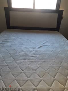 1 king bedroom in perfect conditions for sale