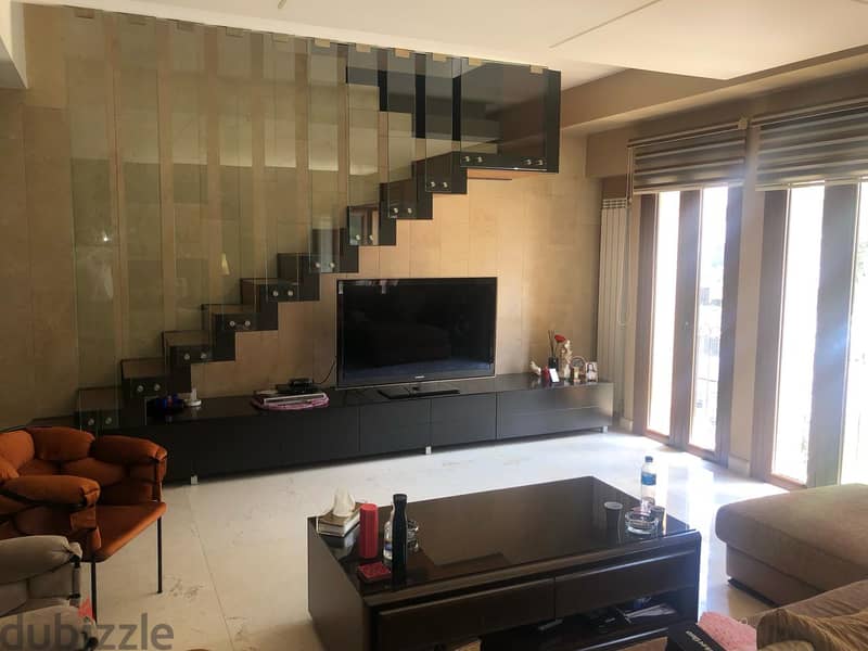 one of a kind 420 sqm apartment in Haret Sakher 15