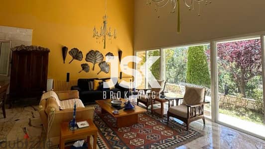 L14902-Fully Decorated & Furnished Villa for Rent In Mayrouba