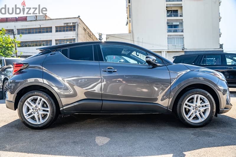 2022 TOYOTA C-HR BUMC Source With 600 KM Only 12