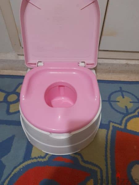 wc for girls. 1