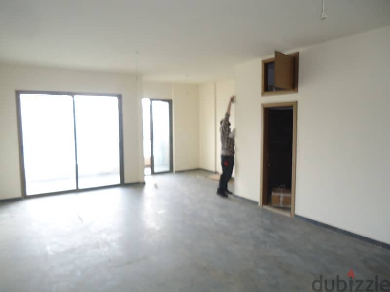 Apartment for sale in Mansourieh شقة للبيع في منصورية 8