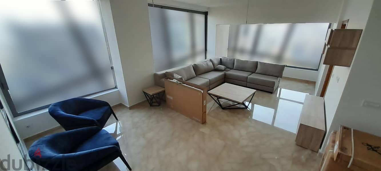 NEW TOWER IN ACHRAFIEH PRIME +GYM+POOL (200Sq) (3 Bedrooms) AC-679 4