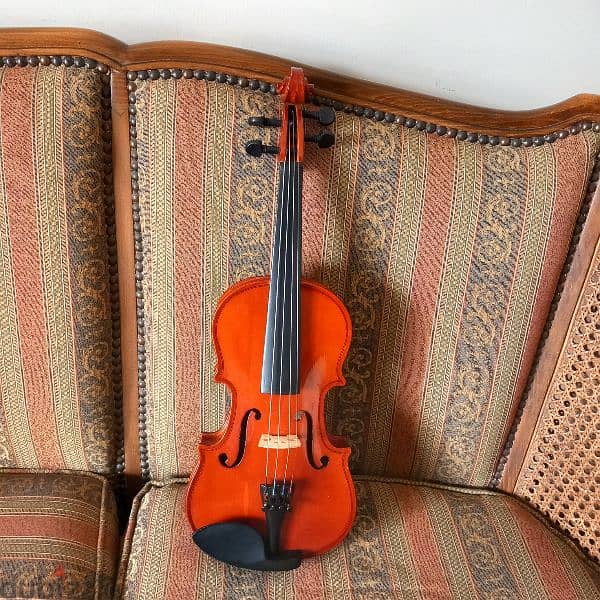 Violin  1/4 complete with bow and box 1