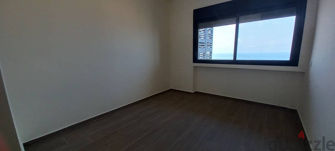 New built apartment in Prime building for saleشقة حديثة البناء 8