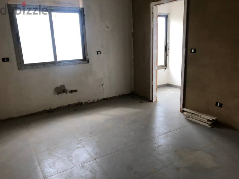 Apartment For Sale in Aoukar شقة للبيع في عوكر 2