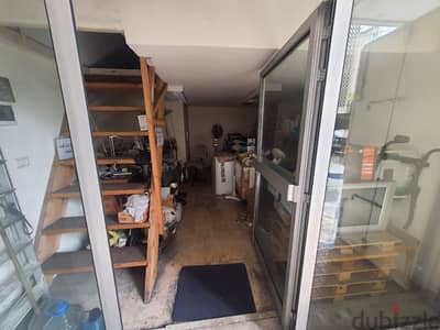 Shop for sale in Barbour, Beirut محل للبيع في بربور، بيروت