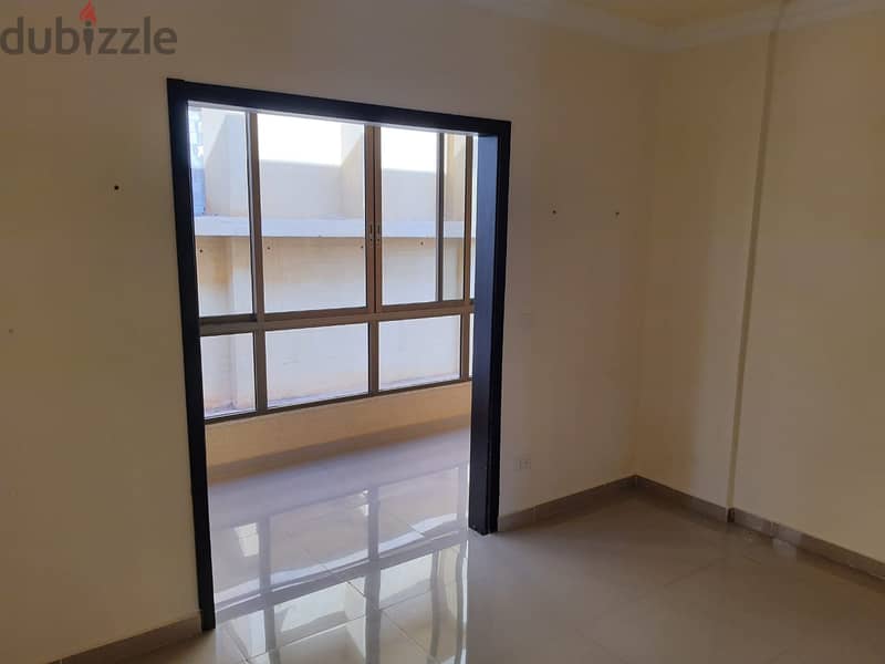 Apartment for sale in Bchamoun El Maderes شقة للبيع ب بشامون المدارس 4